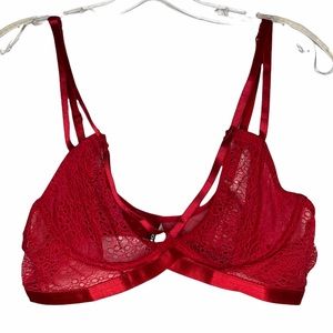 3/15$ Fashion Nova Red Lace Unlined Bra